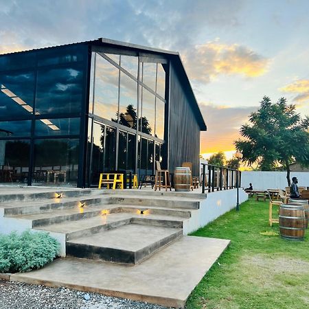 The Shed Venue & Boutique Hotel Лилонгве Экстерьер фото
