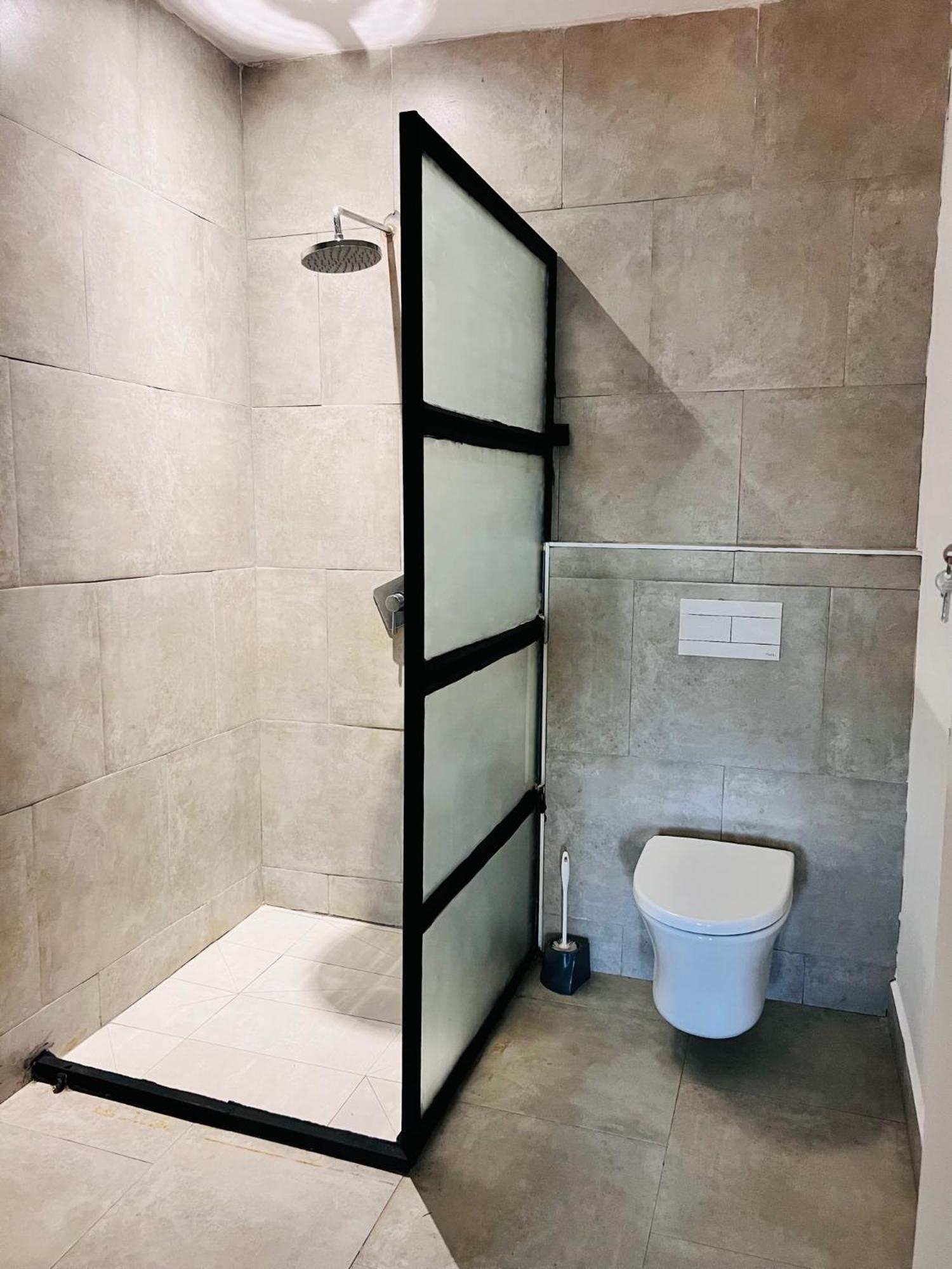 The Shed Venue & Boutique Hotel Лилонгве Экстерьер фото